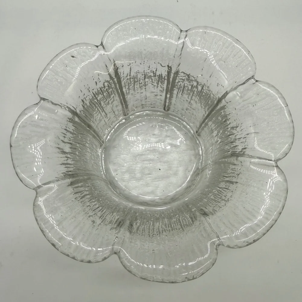 Vtg Finnish Art Glass Scalloped Petal Bowl Dish MCM light blue cerium UV glow
